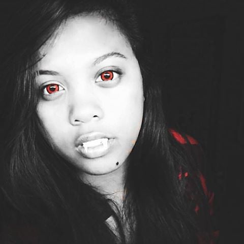 Red Halloween Contacts