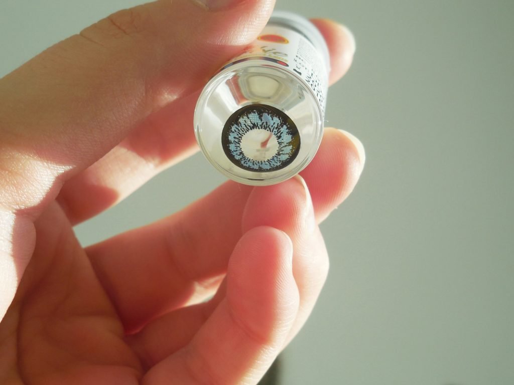 Best daily contacts for dry eyes